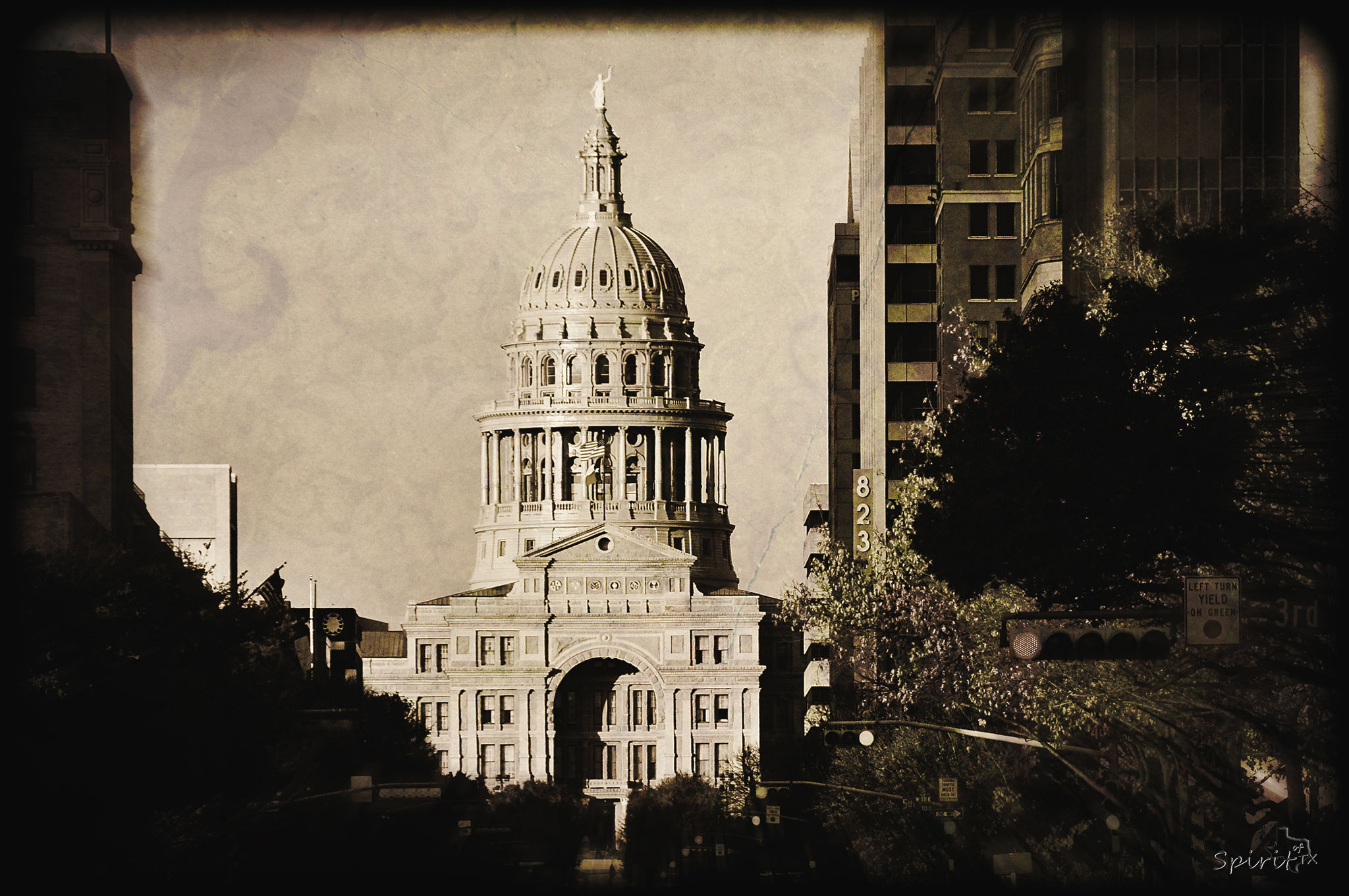CAPITOL2