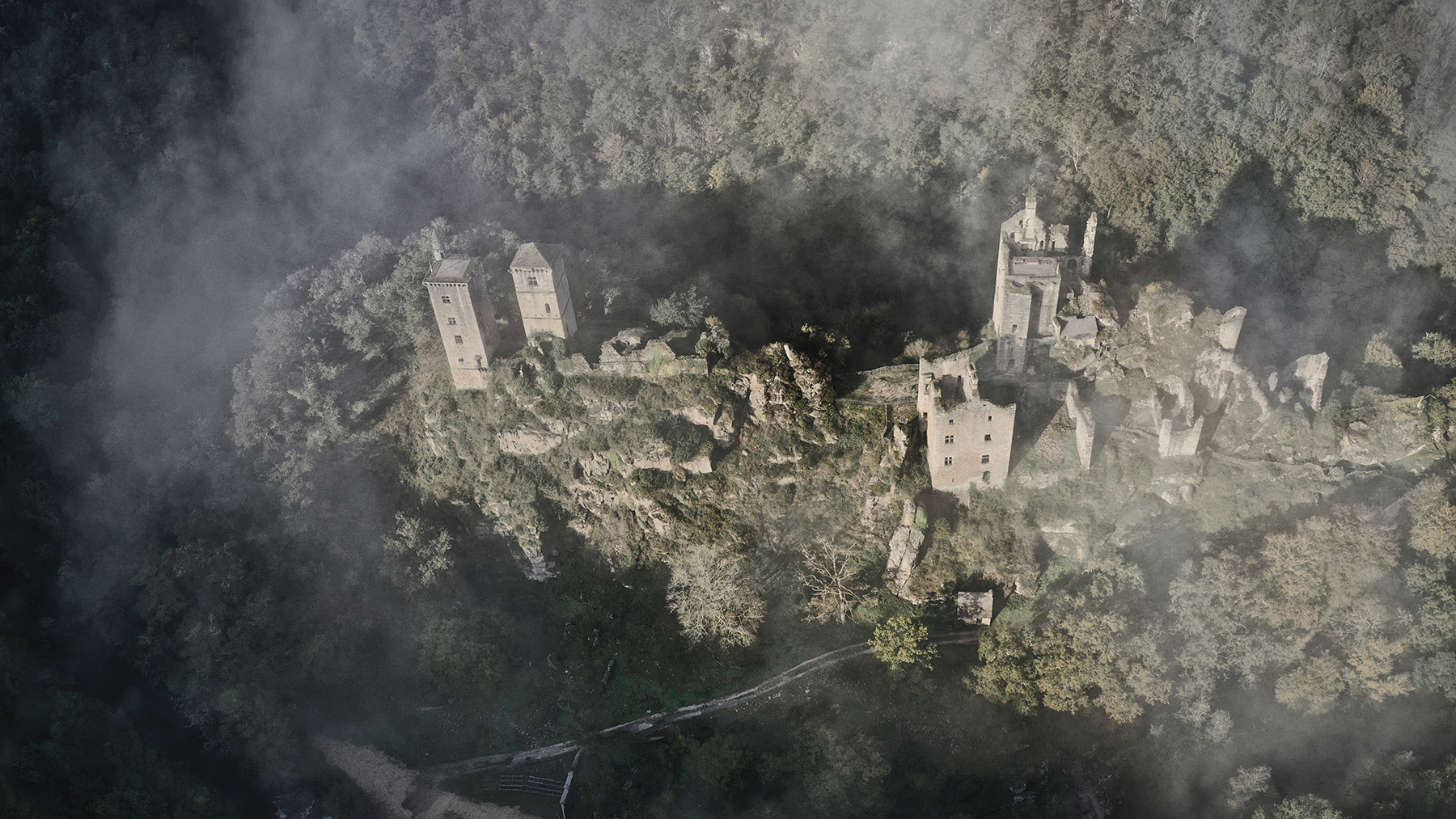 Castrum of Les Tours de Merle Occitanie1